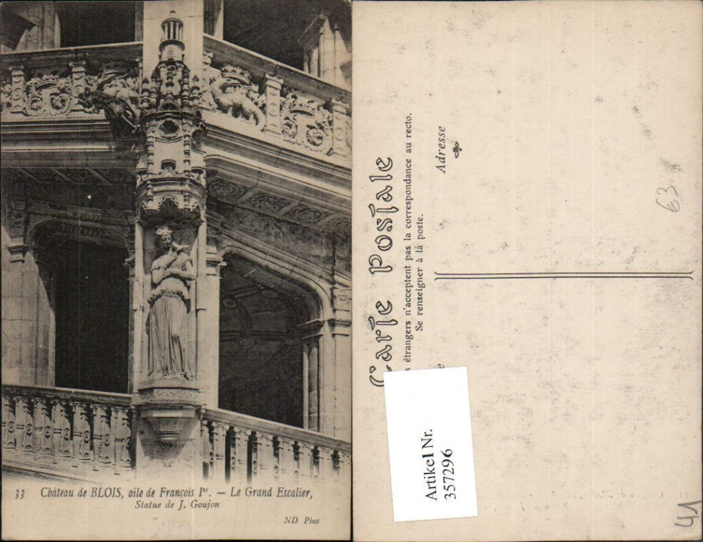 357296,Centre Loire-et-Cher Blois Chateau Grand Escalier Statue J. Goujon Wendeltreppe