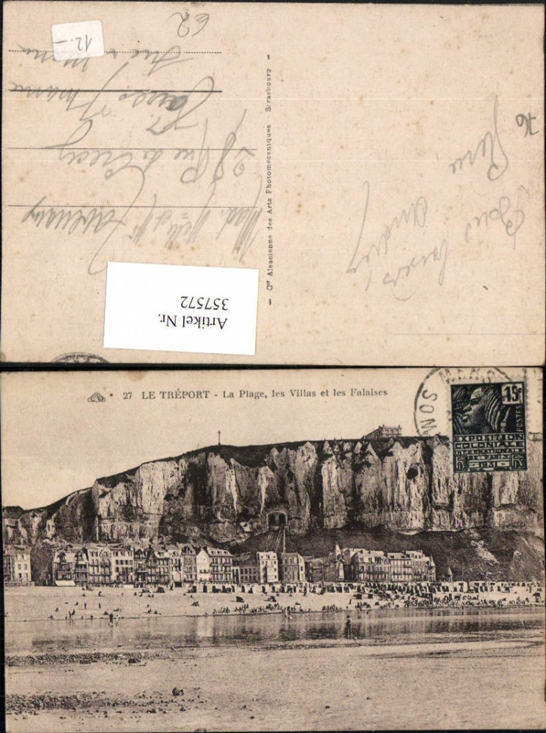 357572,Haute-Normandie Seine-Maritime Le Treport La Plage les Villa et les Falaises Strand Felswand