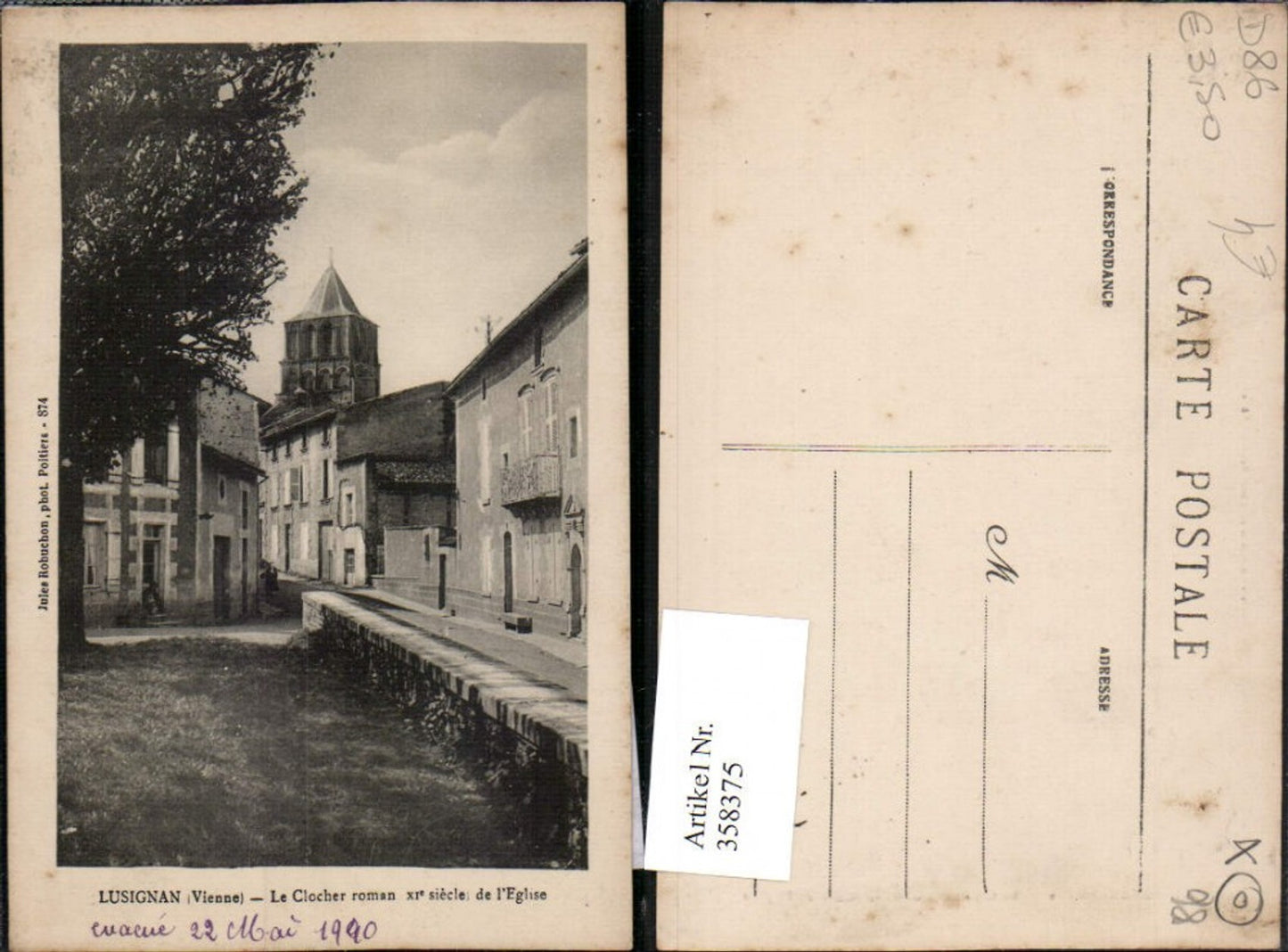 358375,Poitou-Charentes Vienne Lusignan Le Clocher roman de l'Eglise Glockenturm Kirchenturm