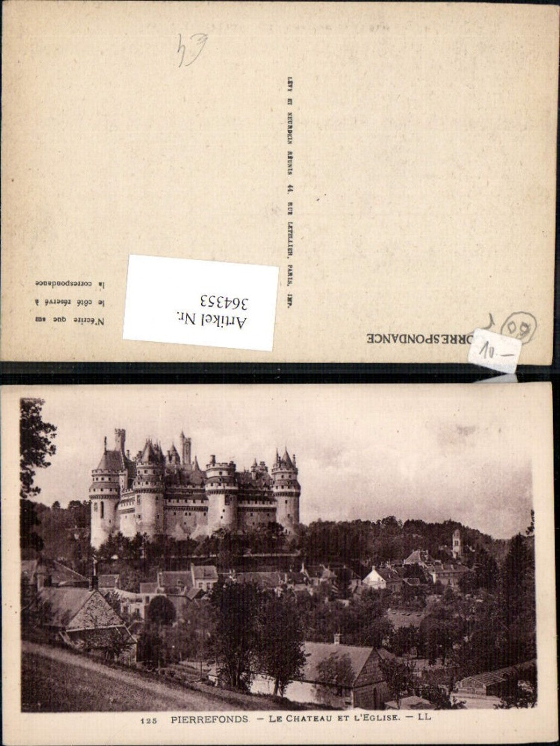 364353,Schloss Pierrefonds Le Chateau et l Eglise