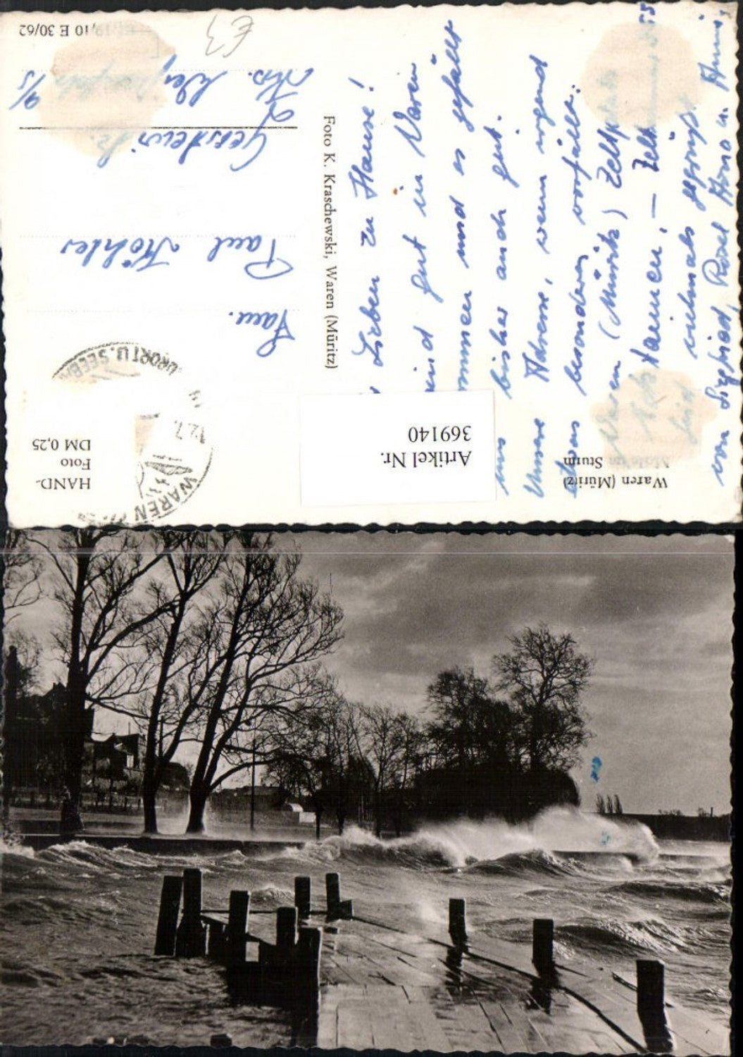 369140,Waren an d. Müritz Mole im Sturm Brandung