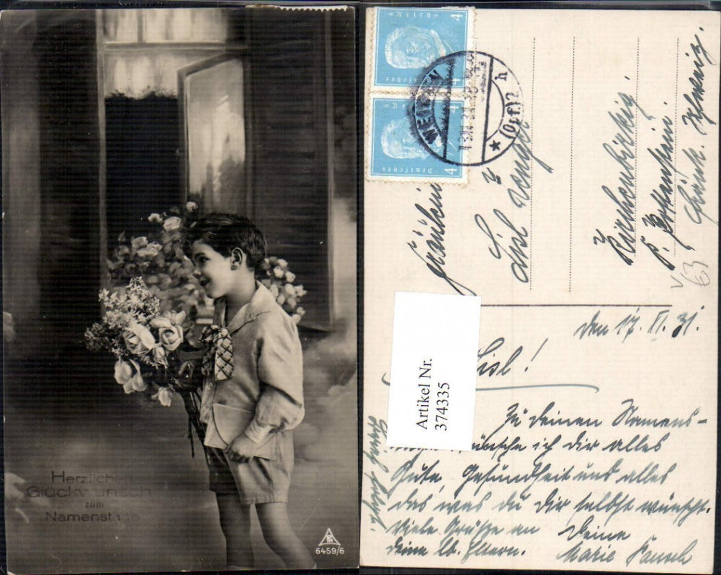 374335,Kind Bub Junge Blumenstrauß Kuvert v. Fenster Namenstag pub Photochemie 6459/6