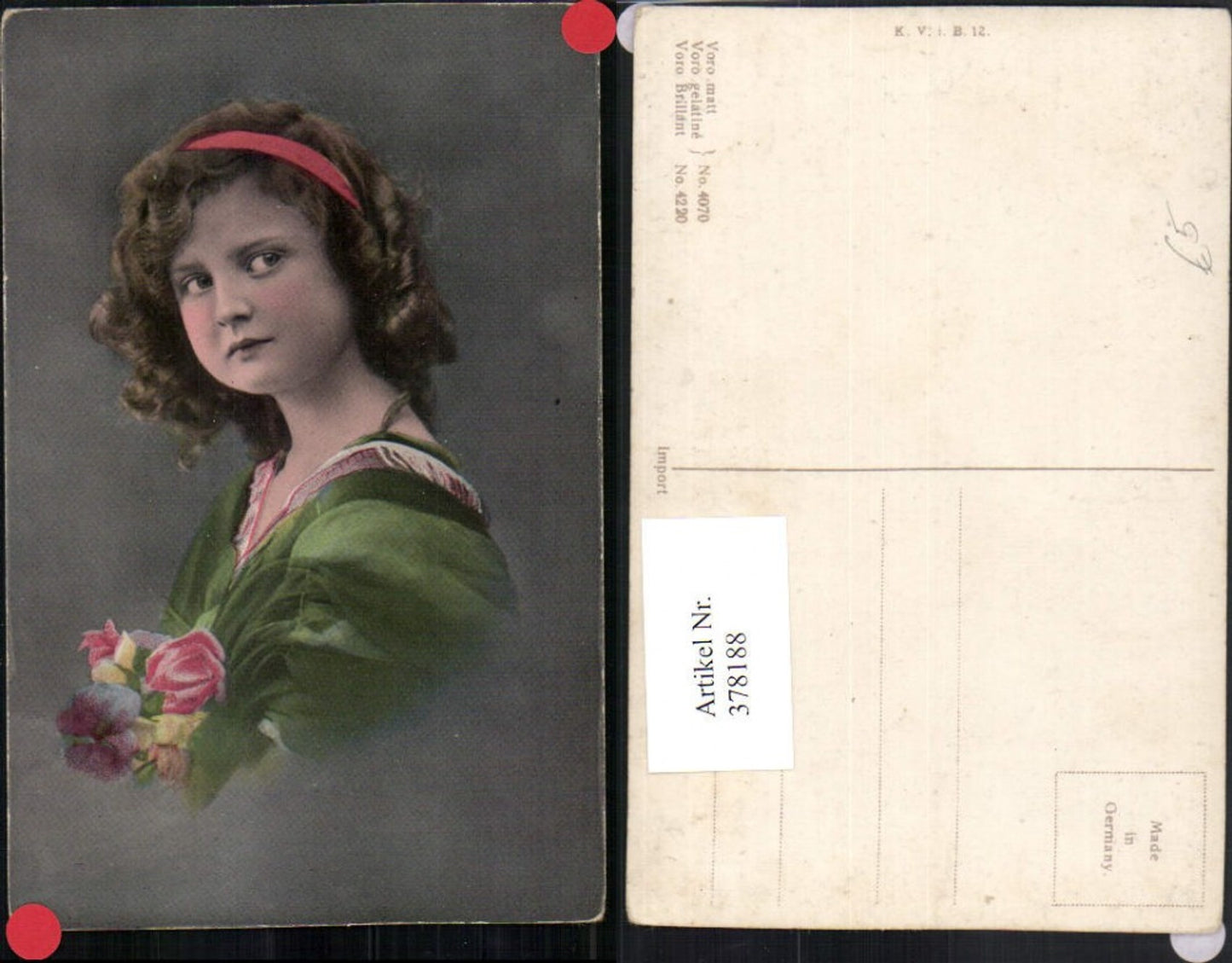 378188,Kind Mädchen m. Locken Haarreifen Blumen Portrait