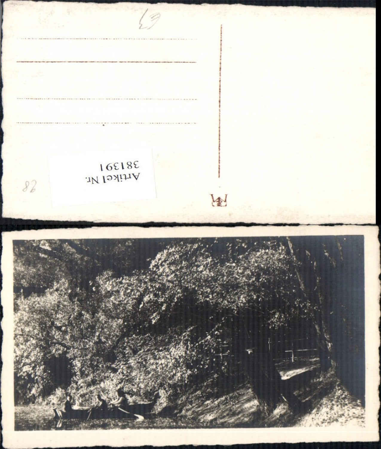 381391,Fotokunst Männer i. Ruderboot Boot Bäume Flussufer Landschaft