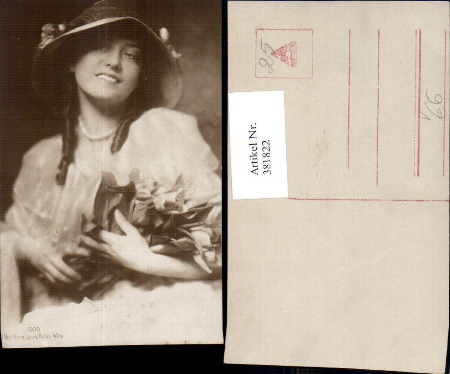 381822,Schauspielerin Dorrit Weixler Hut Blumenstrauß pub Hermann Leiser 7330