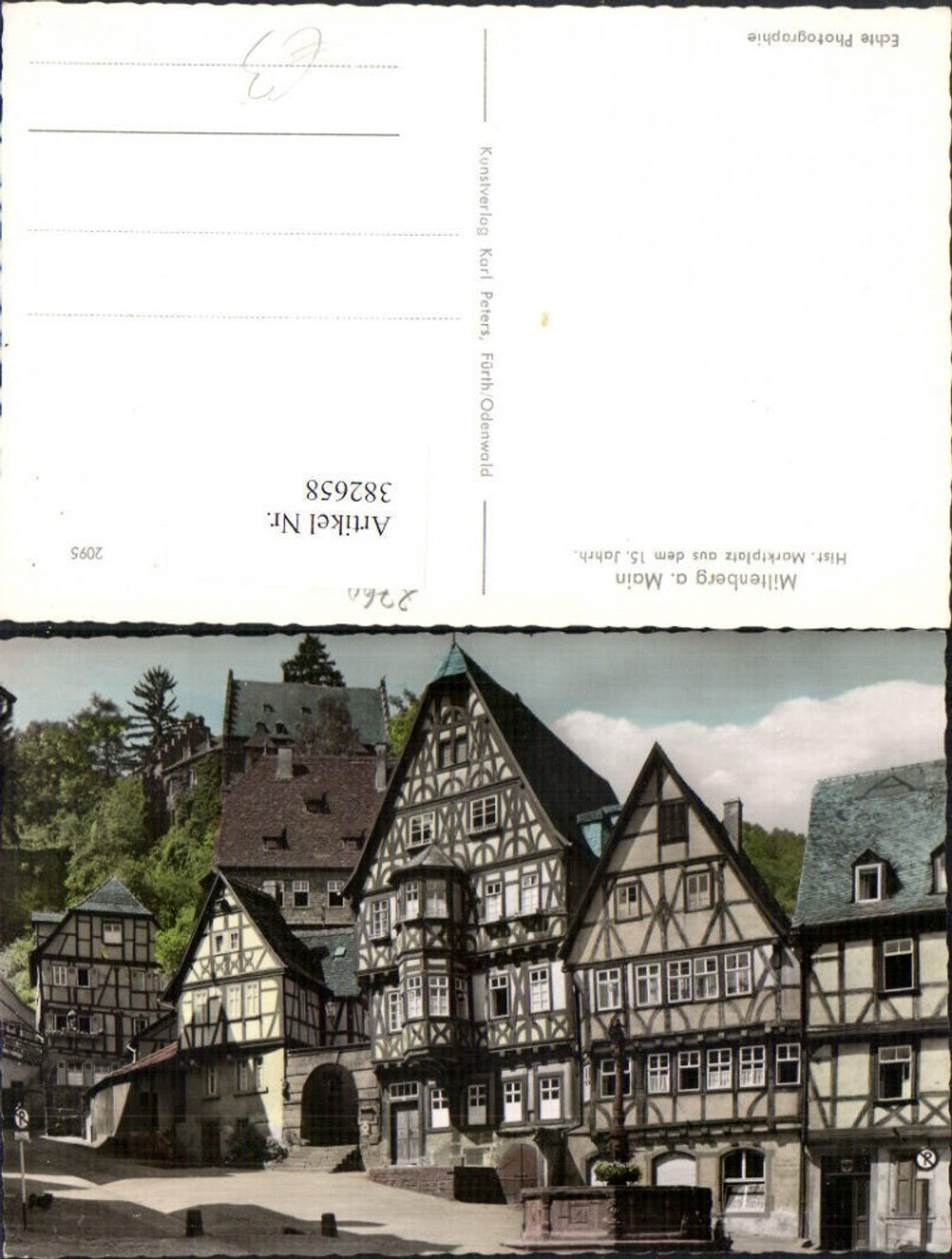 382658,Miltenberg am Main Marktplatz Brunnen Fachwerkhäuser