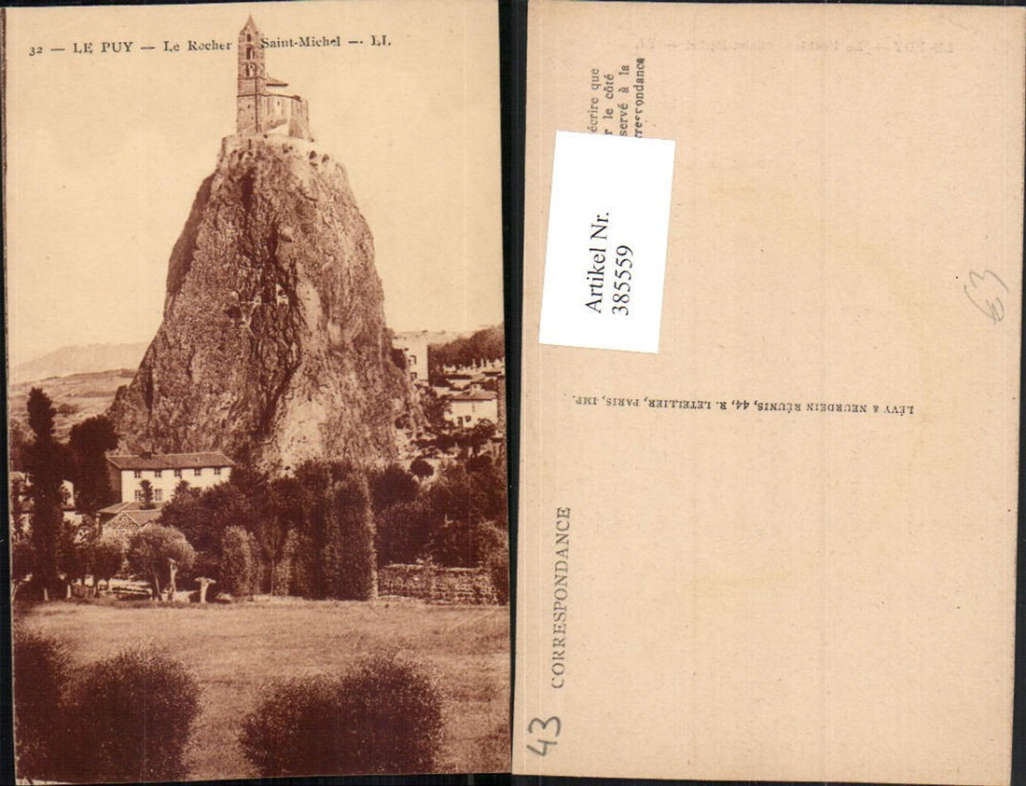 385559,Auvergne Haute-Loire Le Puy Le Rocher Saint-Michel Felsen Kirche