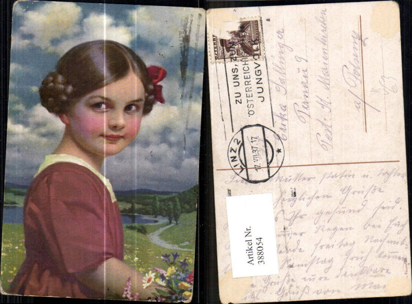 388054,Künstler Ak Kind Mädchen m. Zöpfe Haarschleife Blumenstrauß pub Novolito