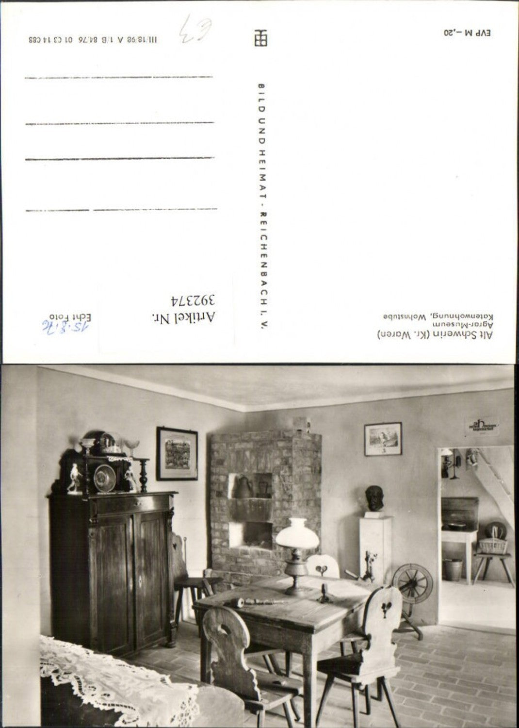 392374,Alt Schwerin Agrar-Museum Katenwohnung Wohnstube Innenansicht