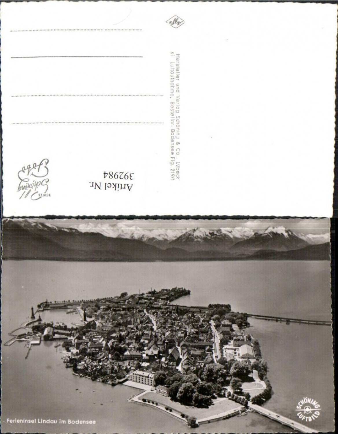 392984,Insel Lindau im Bodensee Totale Bergkulisse Fliegeraufnahme