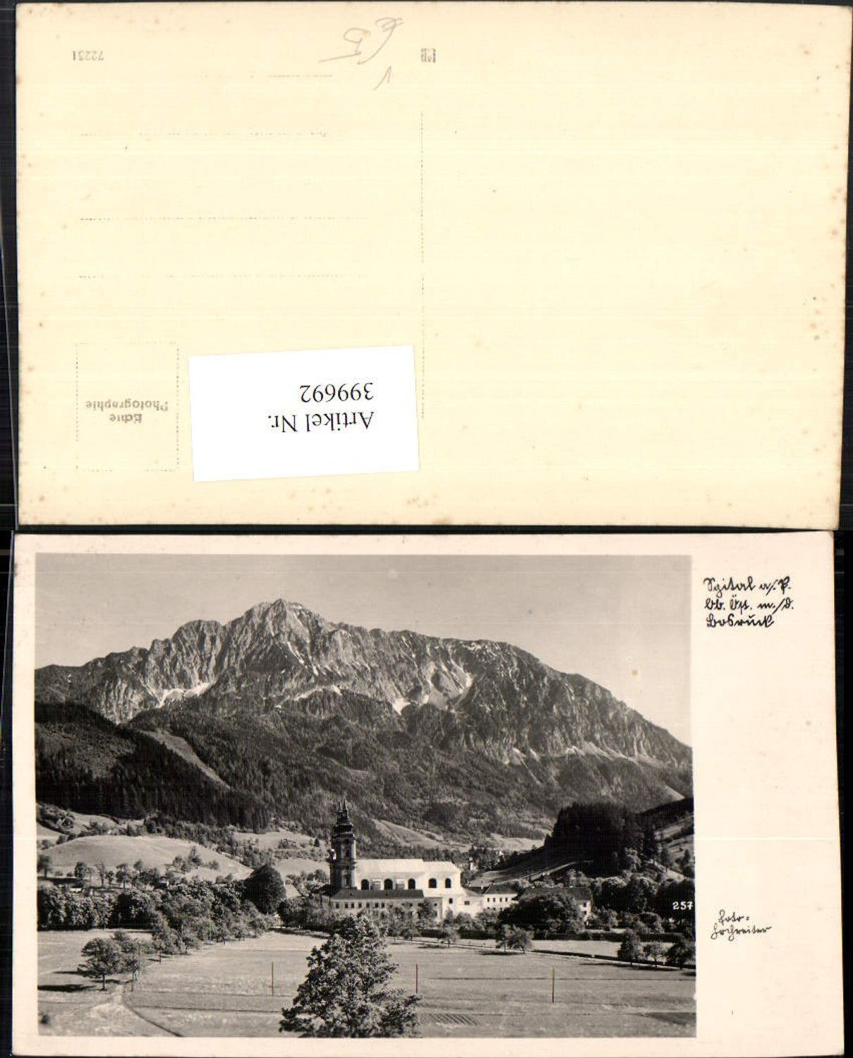 399692,Spital am Pyhrn Teilansicht Kirche m. Bosruck Bergkulisse pub Foto Hochreiter