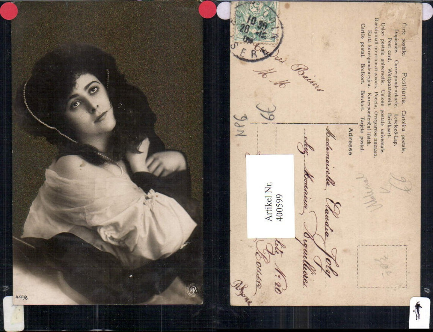400599,Fotokunst Material Ak Glitzer Frau Perlenkette i. Haar pub NPG 441/6