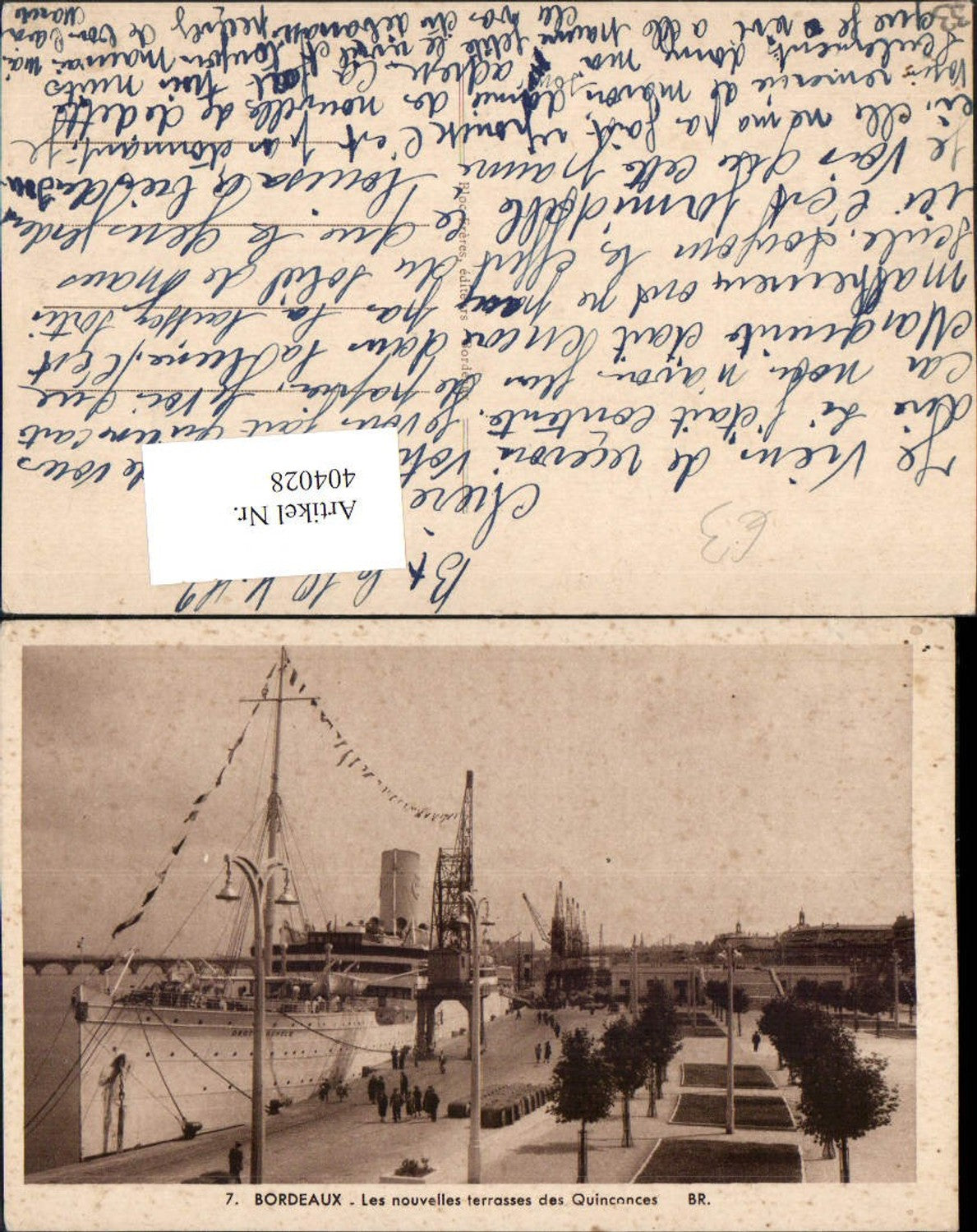 404028,Aquitanien Gironde Bordeaux Les nouvelles terrasses des Quinconces Dampfer
