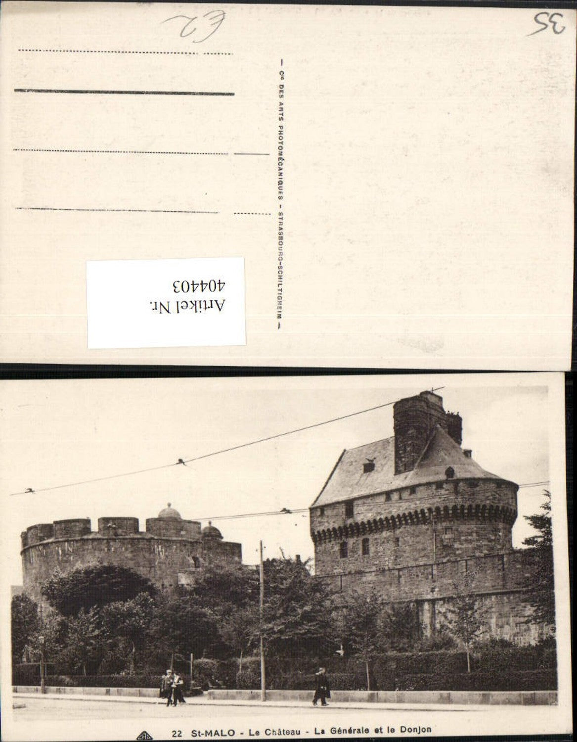 404403,Bretagne Ille-et-Vilaine St-Malo Le Chateau Generale et le Donjon Schloss