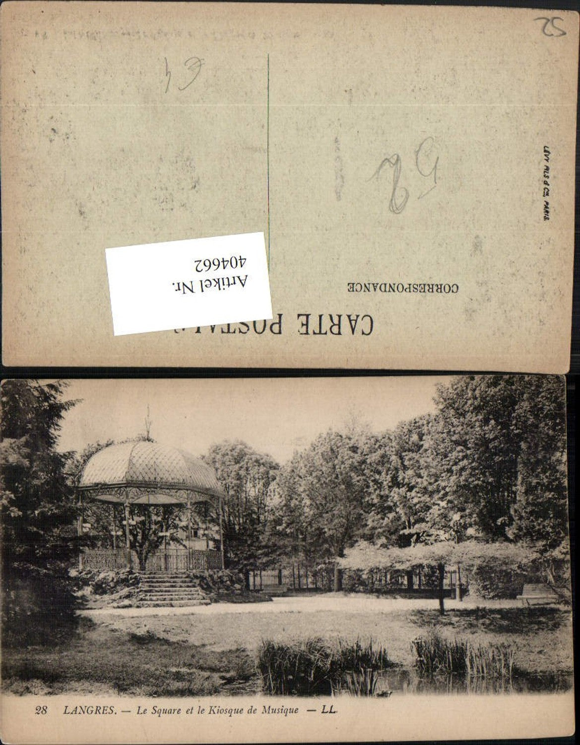 404662,Champagne-Ardenne Haute-Marne Langres Square et le Kiosque de Musique Pavillon