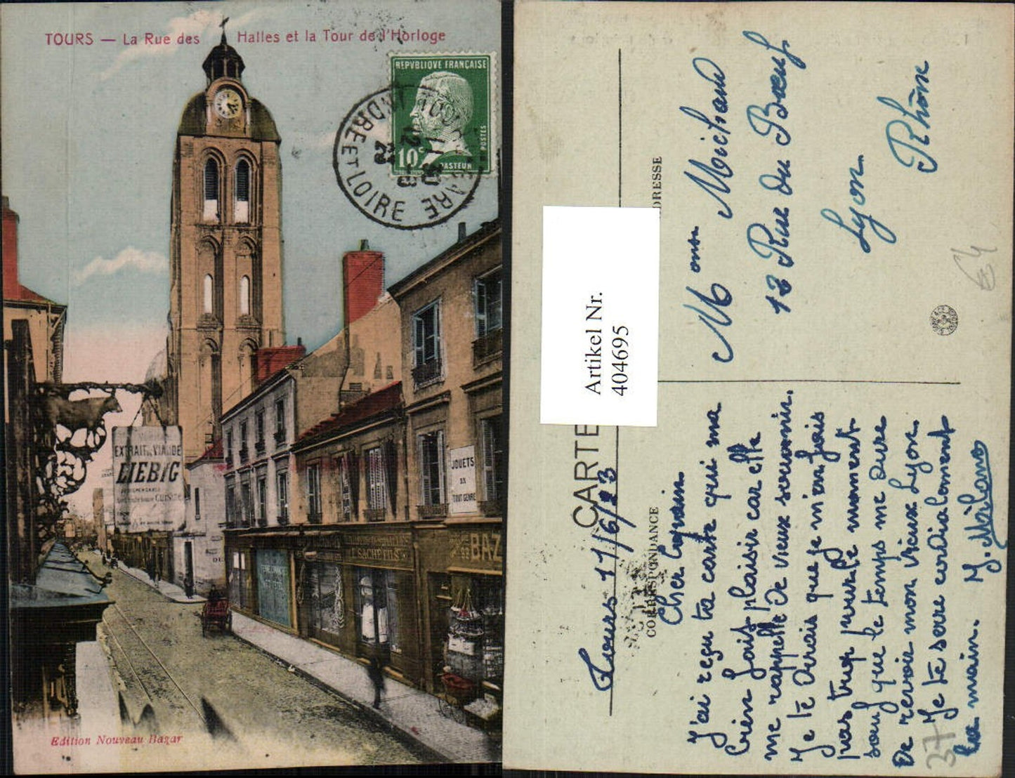 404695,Centre Indre-et-Loire Tours La Rue des Halles et la Tour de Horloge Uhr Turm