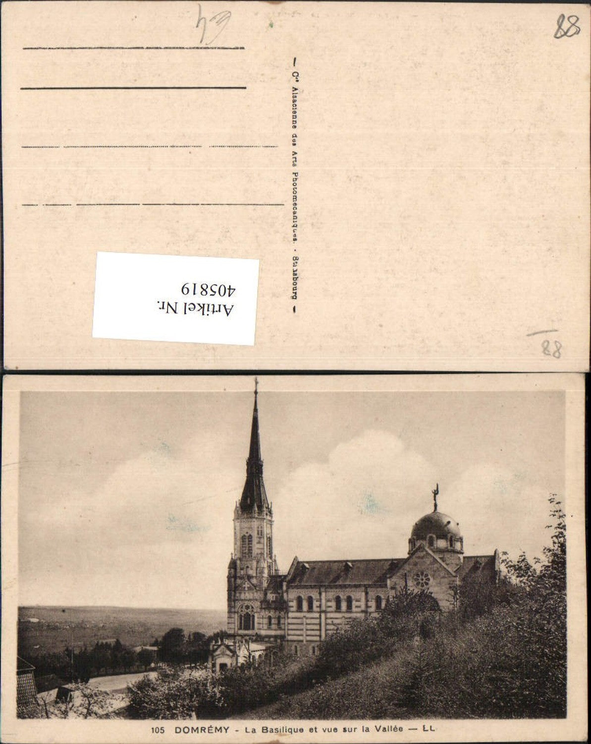 405819,Lothringen Vosges Domremy La Basilique et vue sur la Vallee Kirche