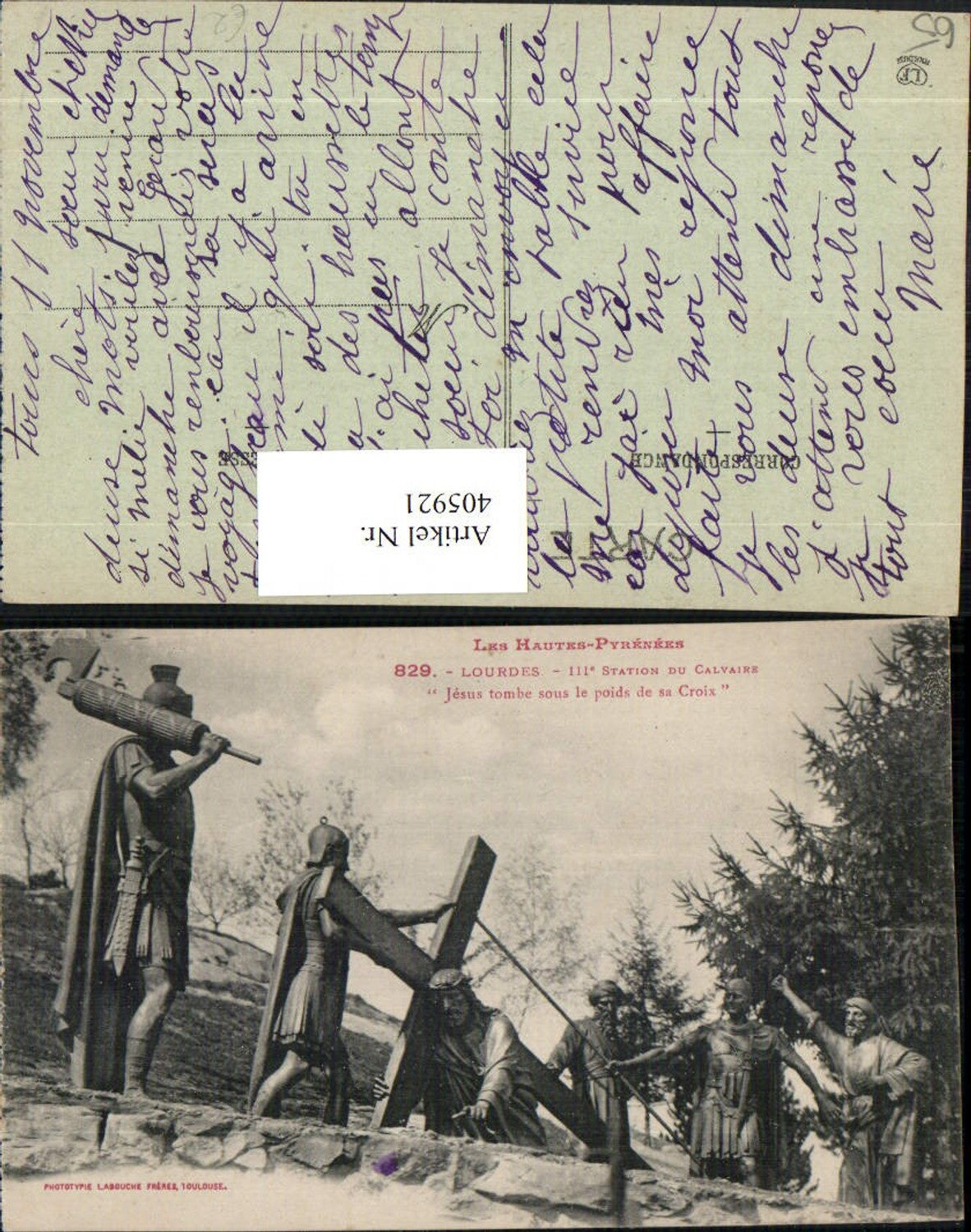 405921,Midi-Pyrenees Hautes-Pyrenees Lourdes Station du Calvaire Jesus Croix Statuen