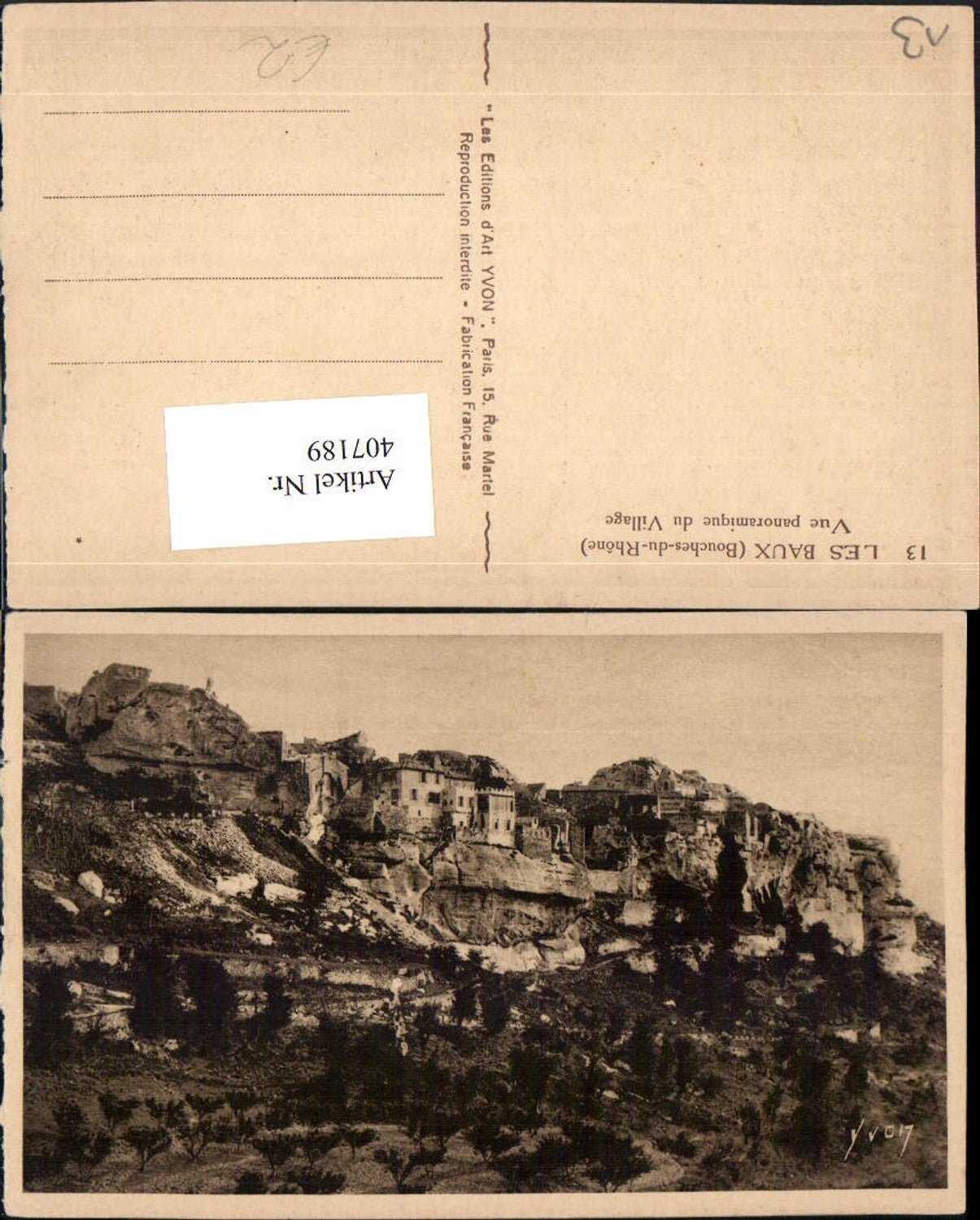 407189,Provence-Alpes-Cote-Azur Bouches-de-Rhone Les Baux Village Teilansicht