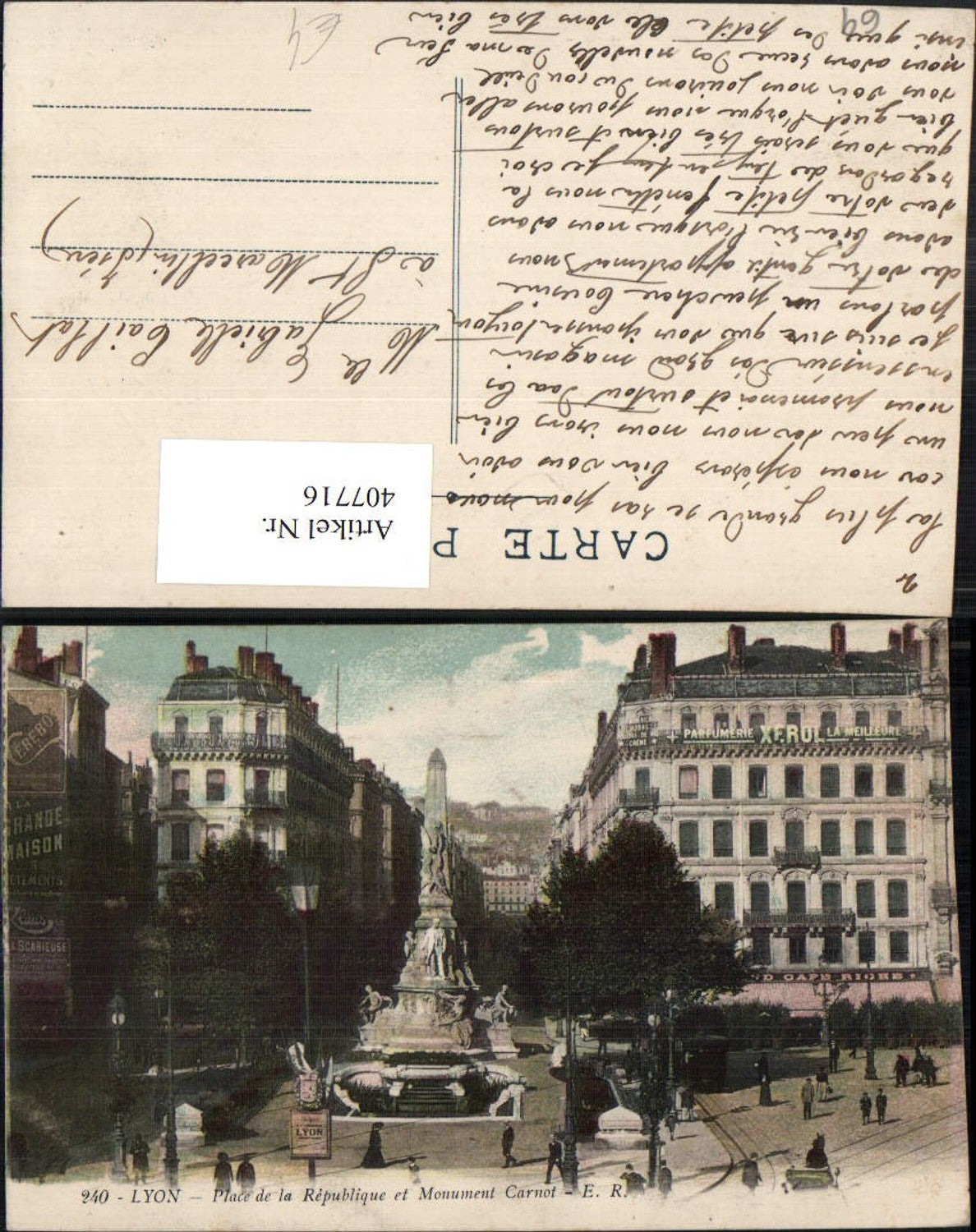 407716,Rhone-Alpes Rhone Lyon Place de la Republique et Monument Carnot