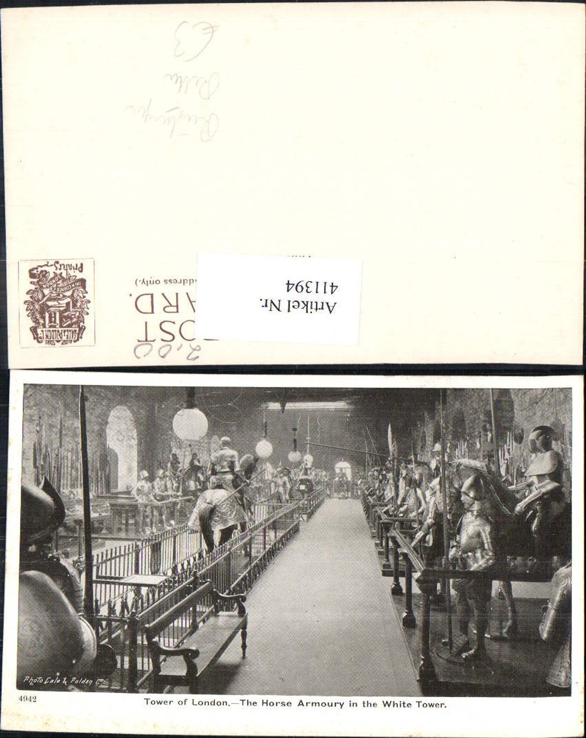 411394,Tower of London The Horse Armoury in the White Tower Ritter Rüstung Mittelalter