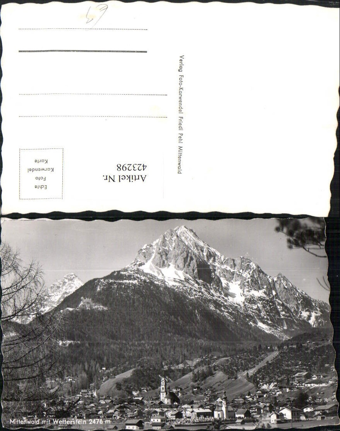 423298,Mittenwald Totale m. Wetterstein Bergkulisse