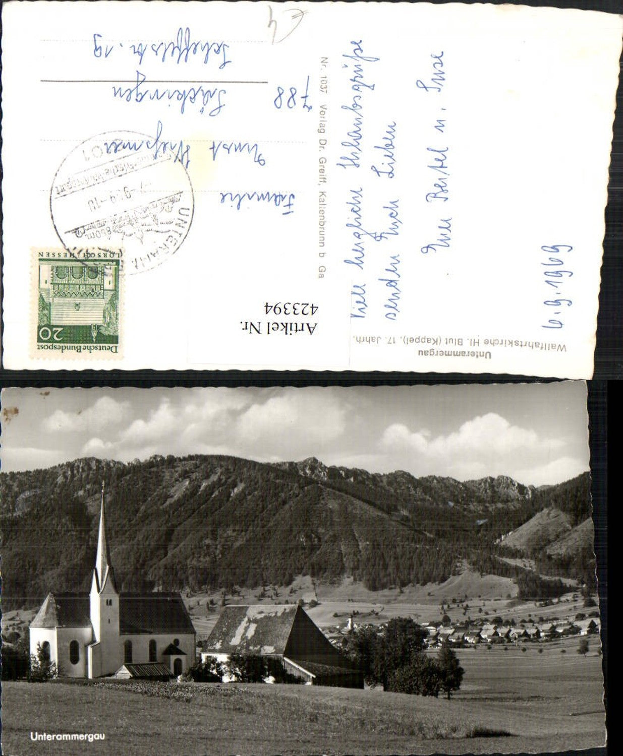 423394,Unterammergau Wallfahrtskirche Hl. Blut Bergkulisse
