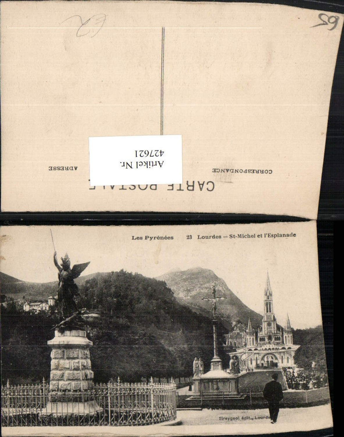 427621,Midi-Pyrenees Hautes-Pyrenees Lourdes St-Michel et l'Esplanade Statue Kirche