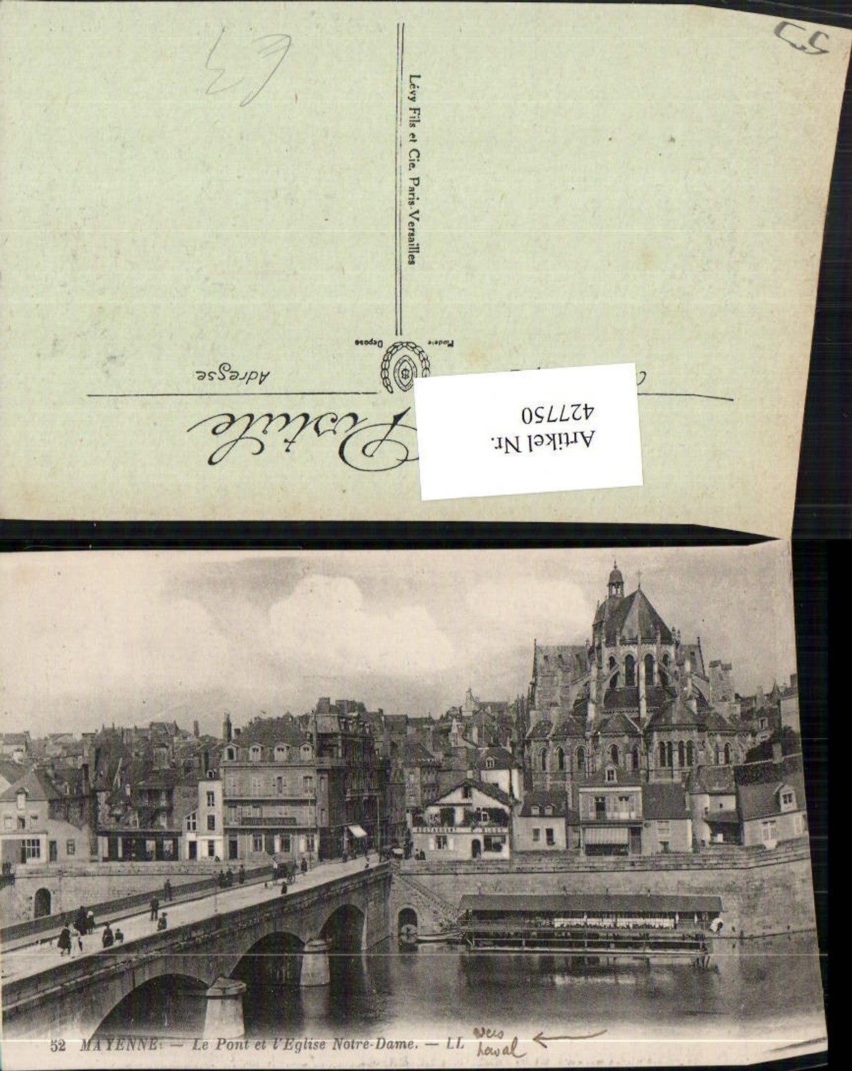 427750,Pays de la Loire Mayenne Le Pont et l'Eglise Notre-Dame Brücke Kirche