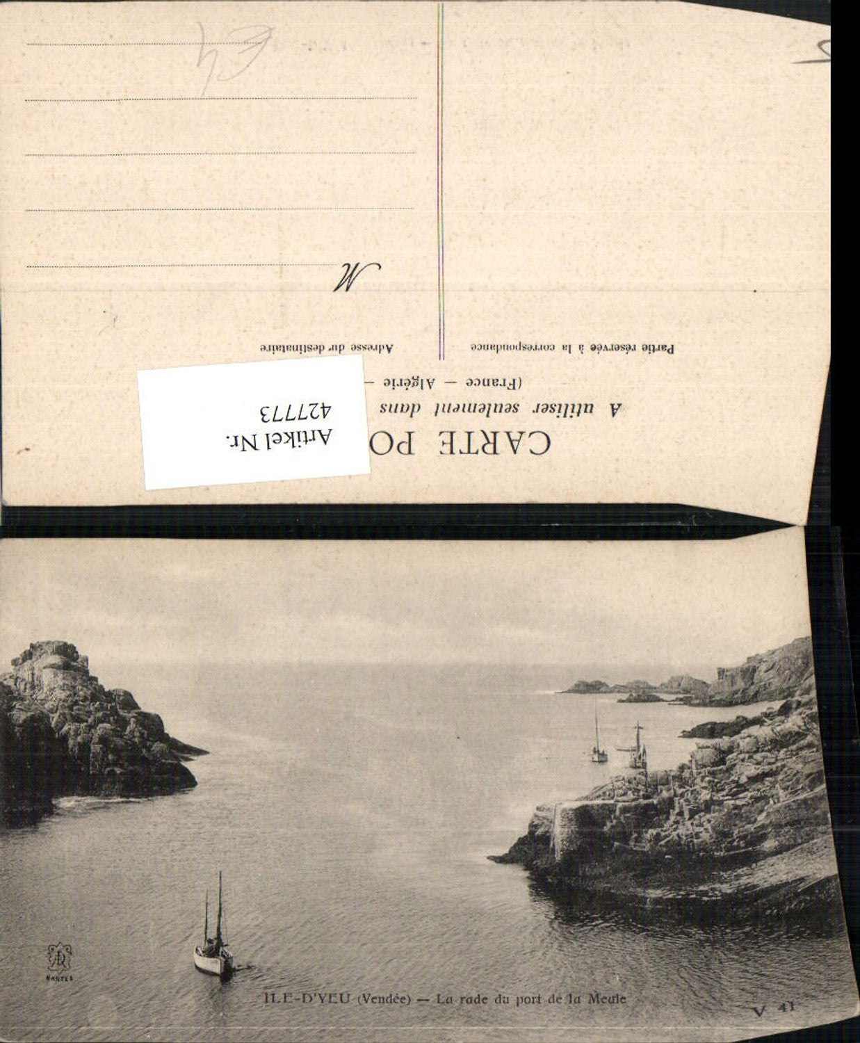 427773,Pays de la Loire Vendee Ile-d'Yeu La rade du port de la Meule Hafen Küste