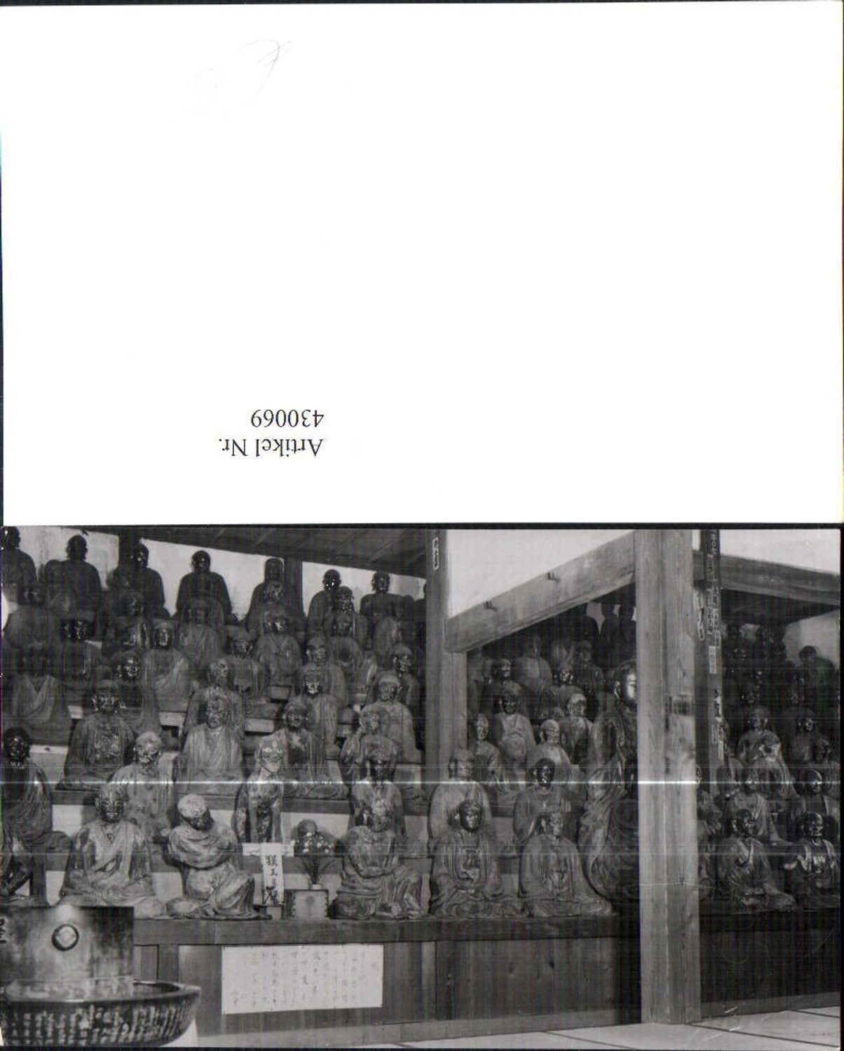 430069,Statuen Sitzende Mönche China Archäologie