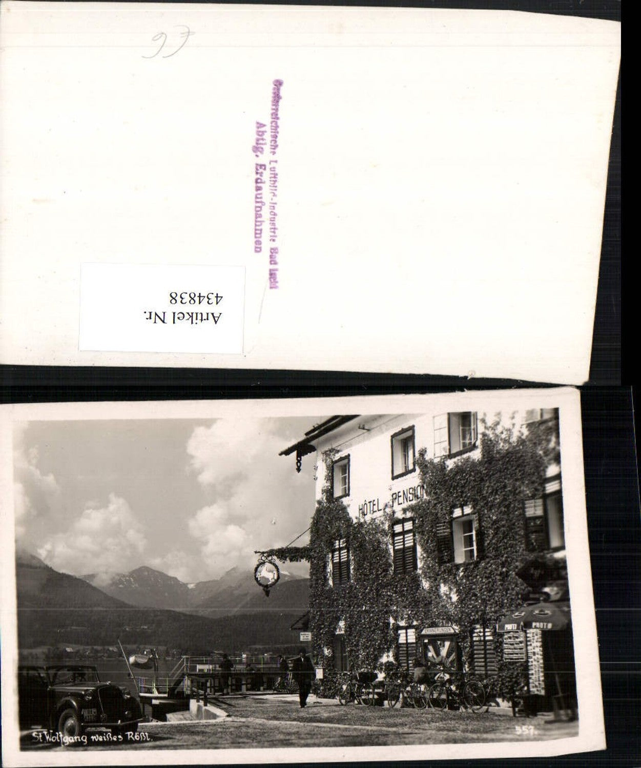 434838,St. Wolfgang Hotel weißes Rössl Auto