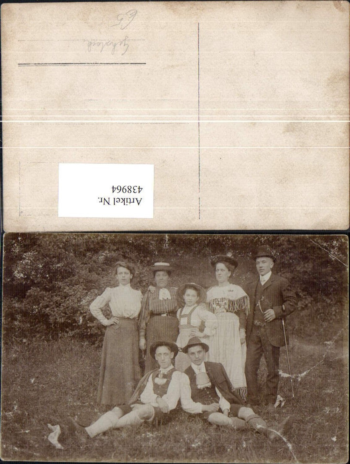 438964, Photo Ak Family portrait Traditional costume Walking stick