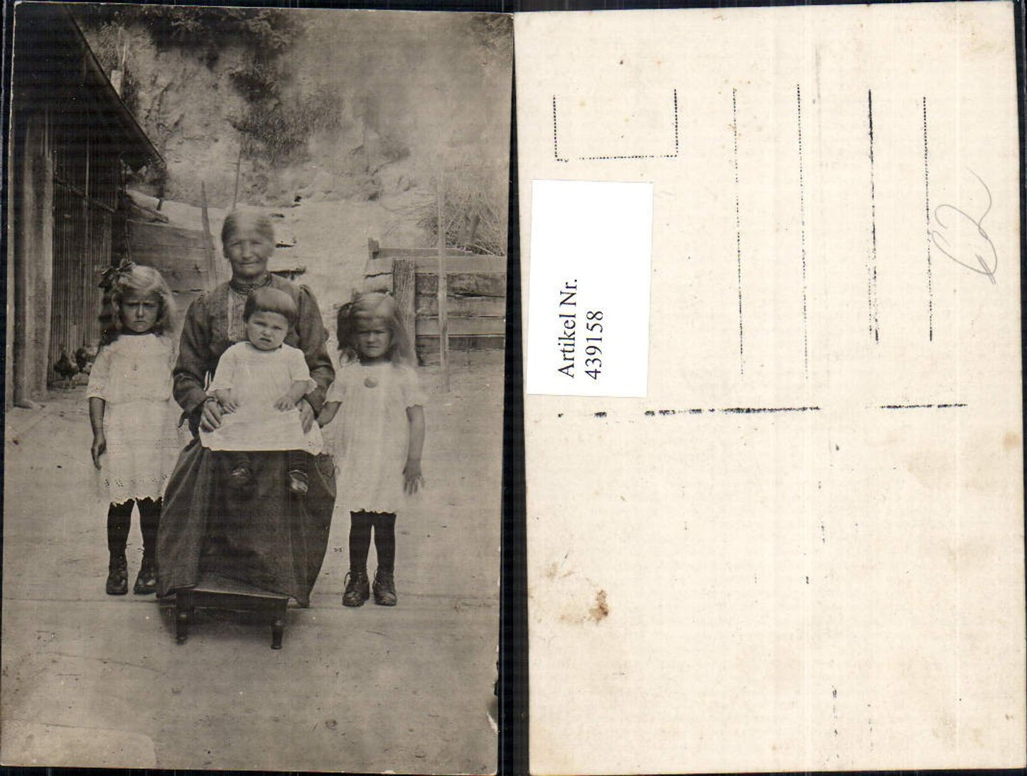 439158,Foto Ak Frau als Mutter Kinder Haarschleife