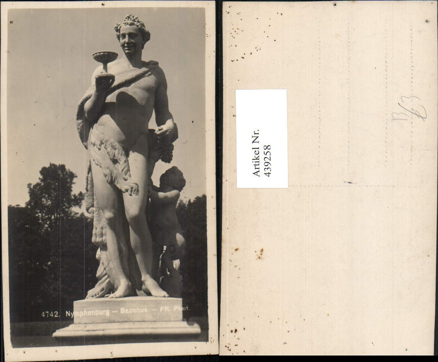 439258,München Nymphenburg Bacchus Statue