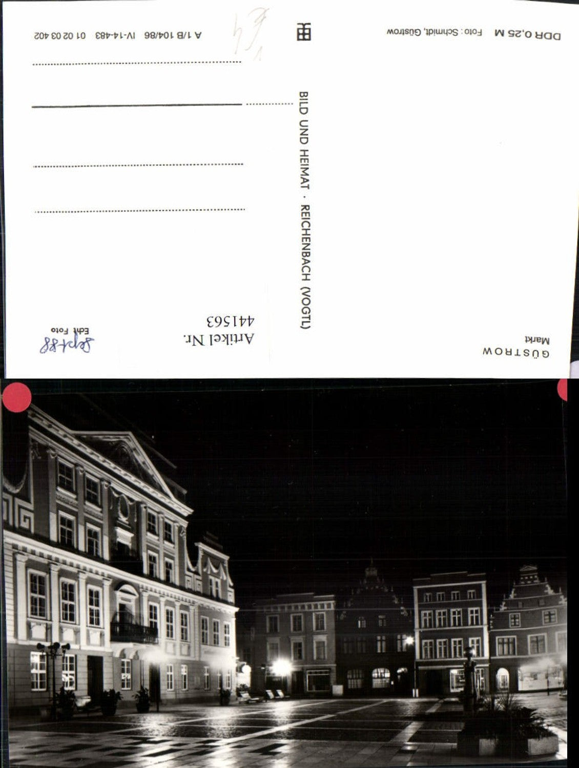 441563,Güstrow Markt b. Nacht pub VEB