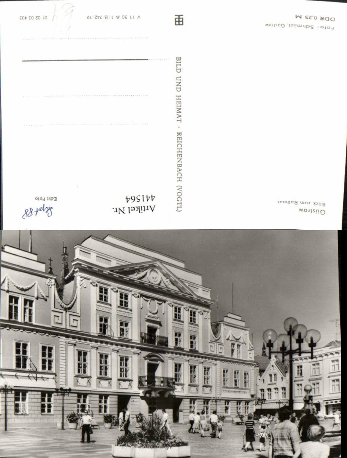 441564,Güstrow Blick zum Rathaus pub VEB