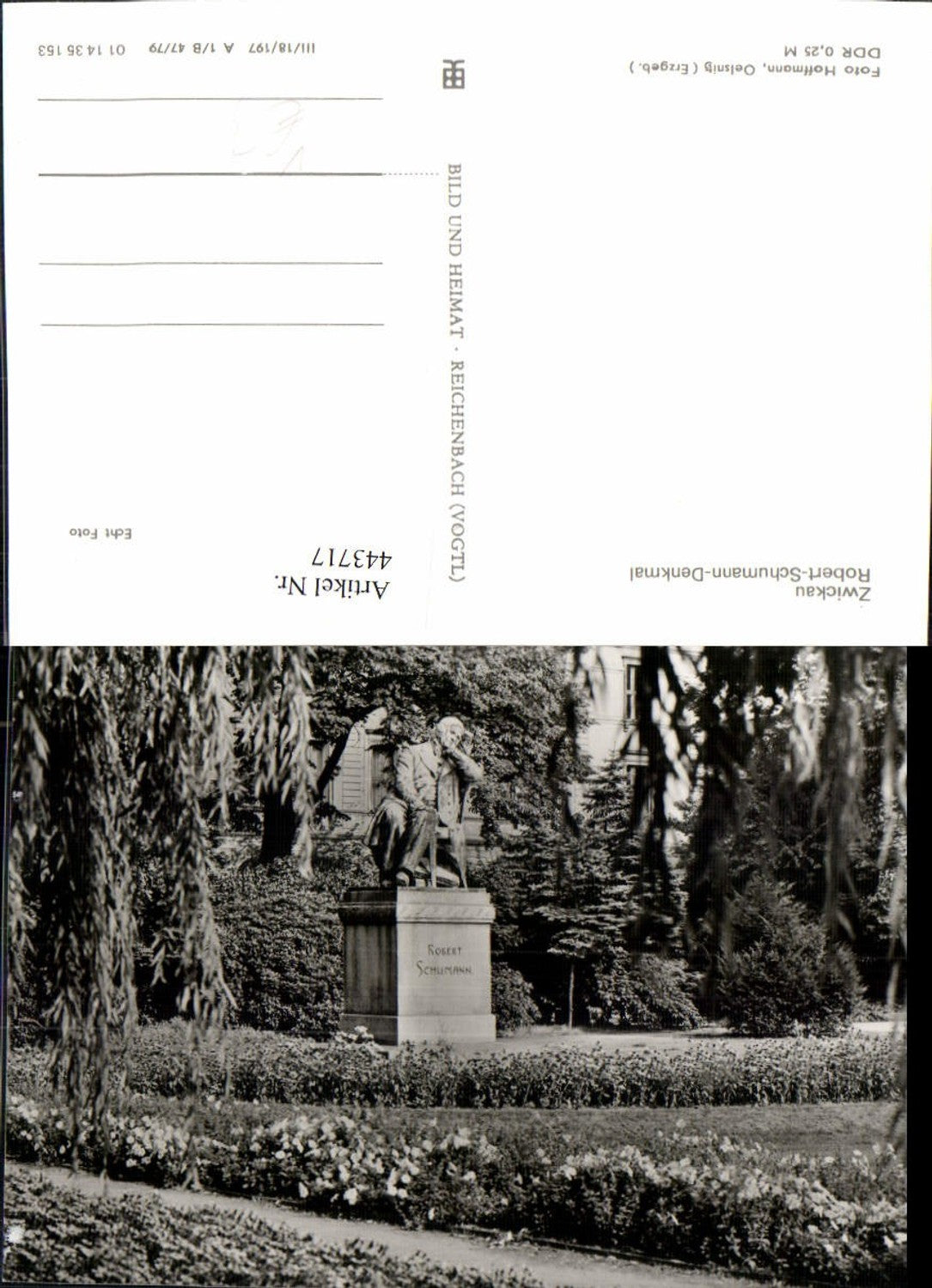 443717,Zwickau Robert-Schumann-Denkmal Statue pub VEB
