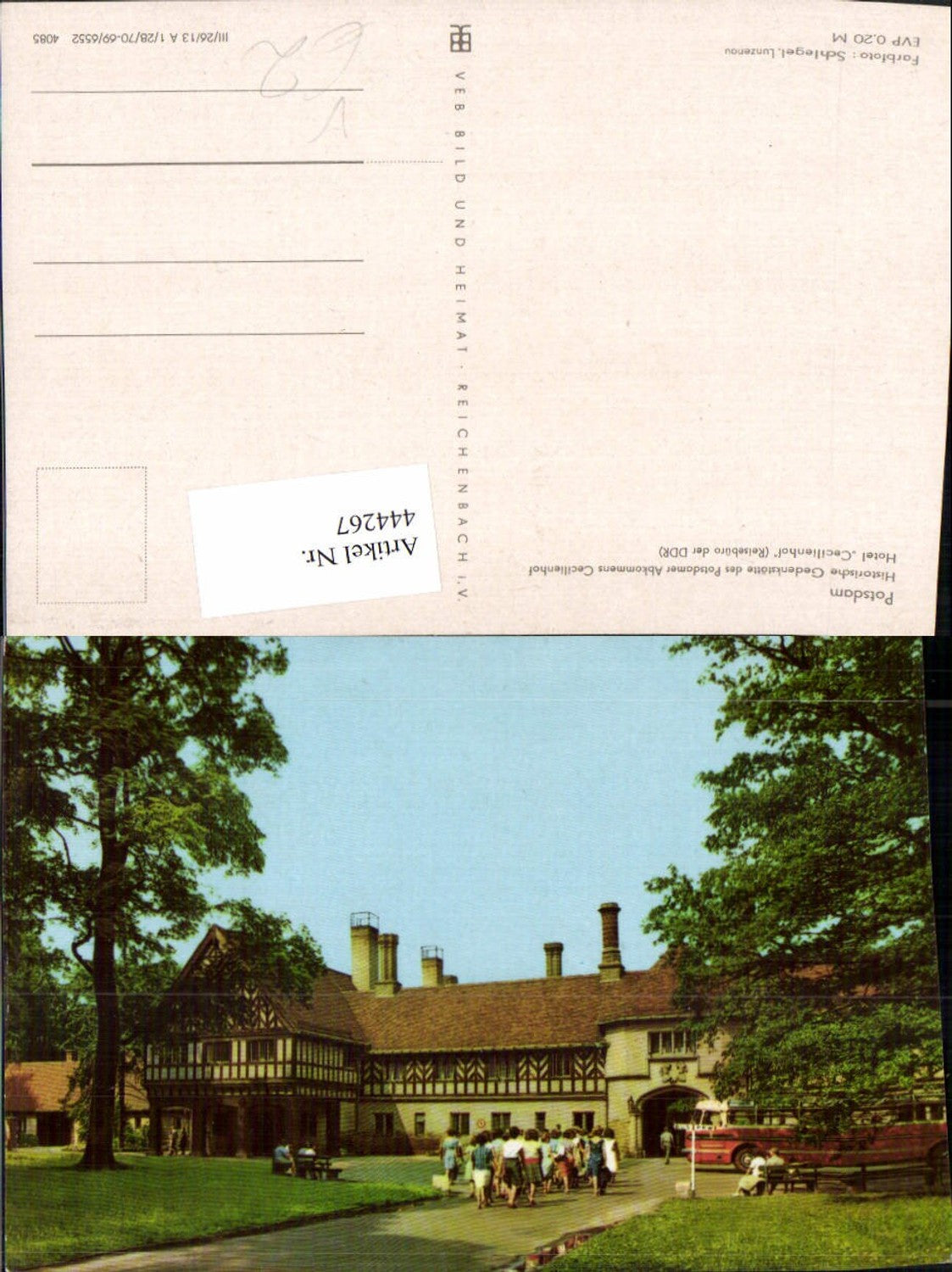 444267,Potsdam Cecilienhof Hotel pub VEB