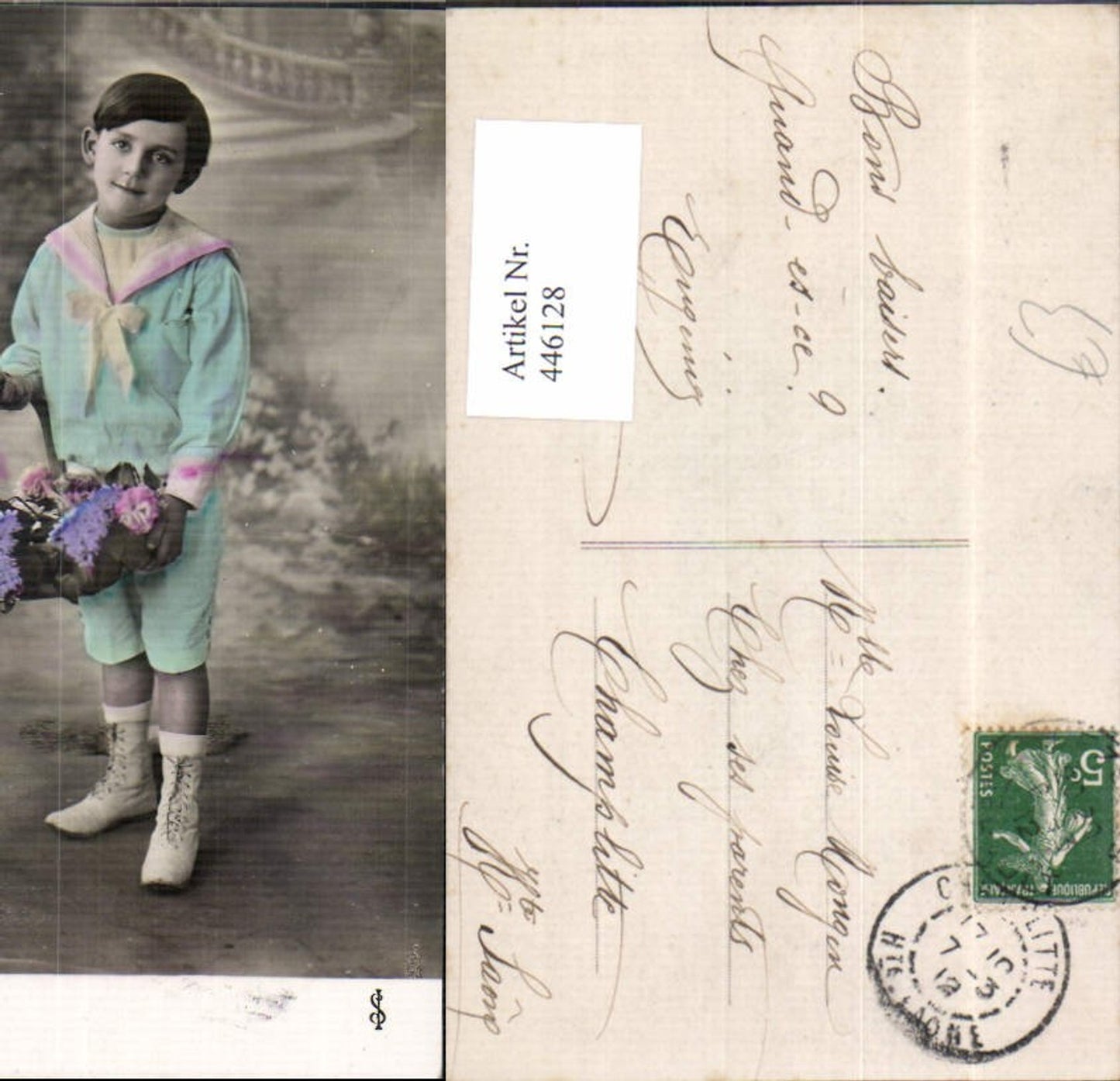 446128,Kind Bub Junge Uniform Matrosenanzug Korb m. Blumen Rosen