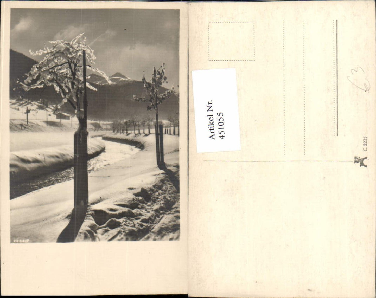 451055,Foto AK Winterlandschaft Bach Bergkulisse