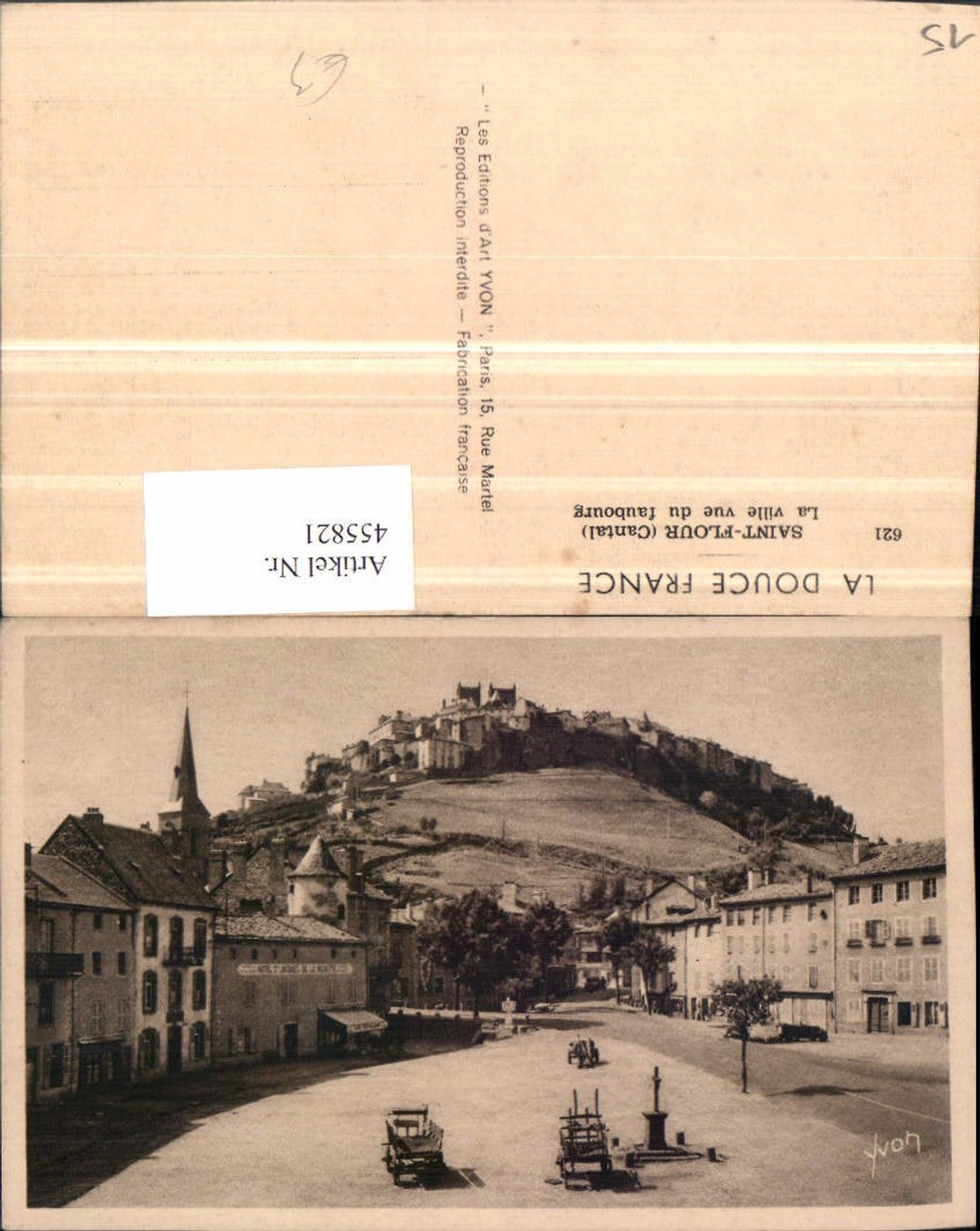455821,Auvergne Cantal Saint-Flour La ville vue du faubourg Hauptplatz