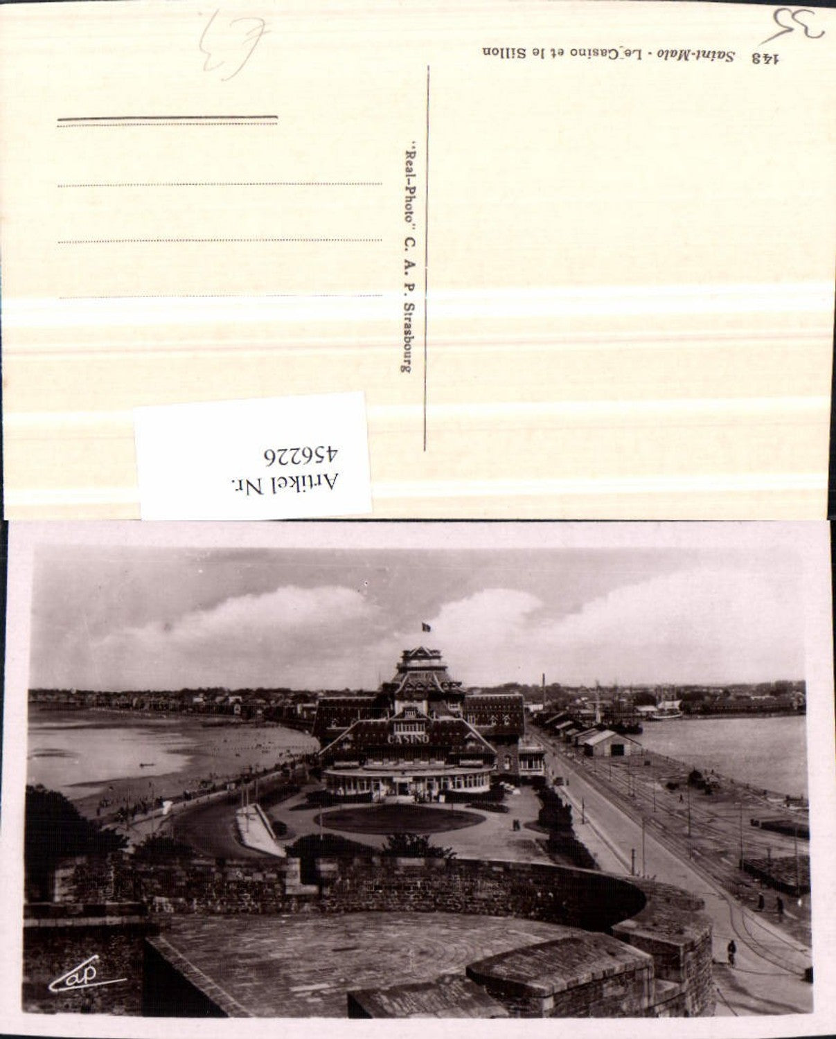456226,Bretagne Ille-et-Vilaine Saint-Malo Casino et le Sillon Strand