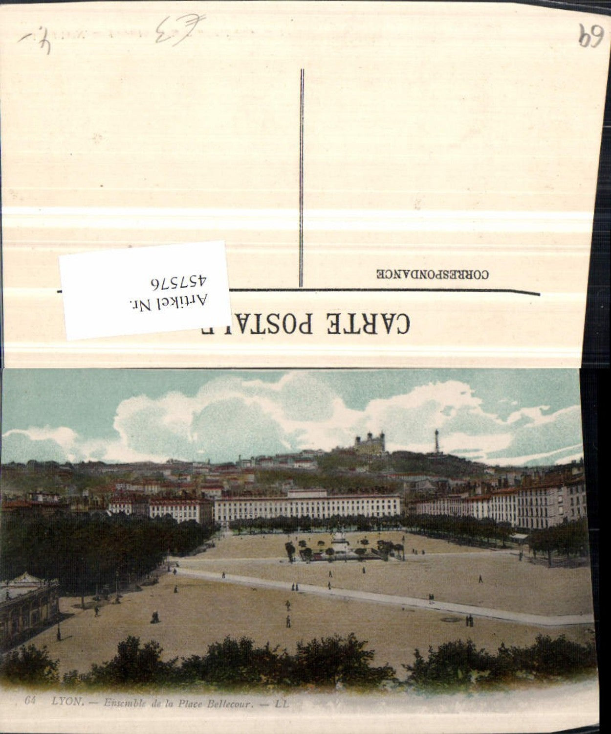 457576,Rhone-Alpes Rhone Lyon Place Bellecour Teilansicht Platz