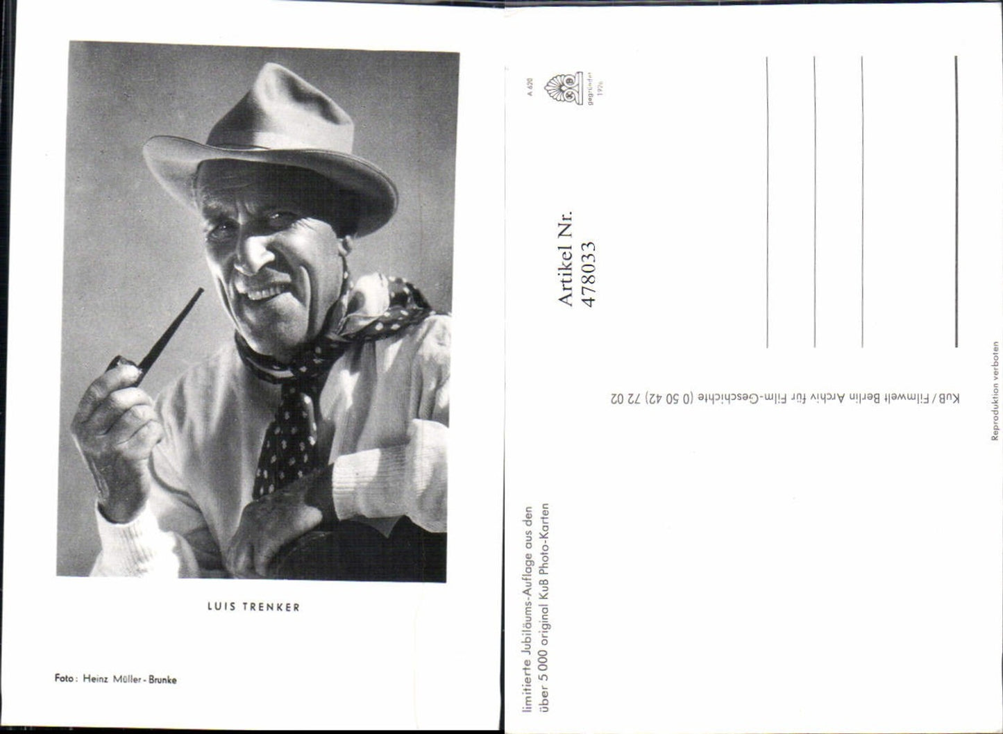 478033,Schauspieler u. Bergsteiger Luis Trenker Rauchen Pfeife