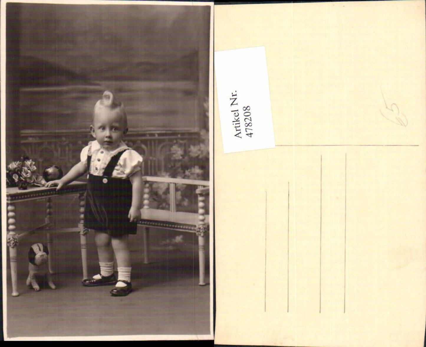478208,Foto Ak Kind Bub Junge m. Haartolle Ball Spielzeughund