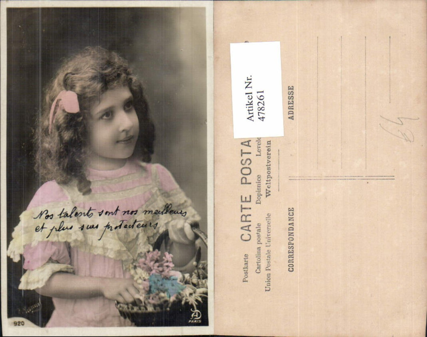 478261,Kind Mädchen Lockenkopf Haarschleife Korb m. Blumen