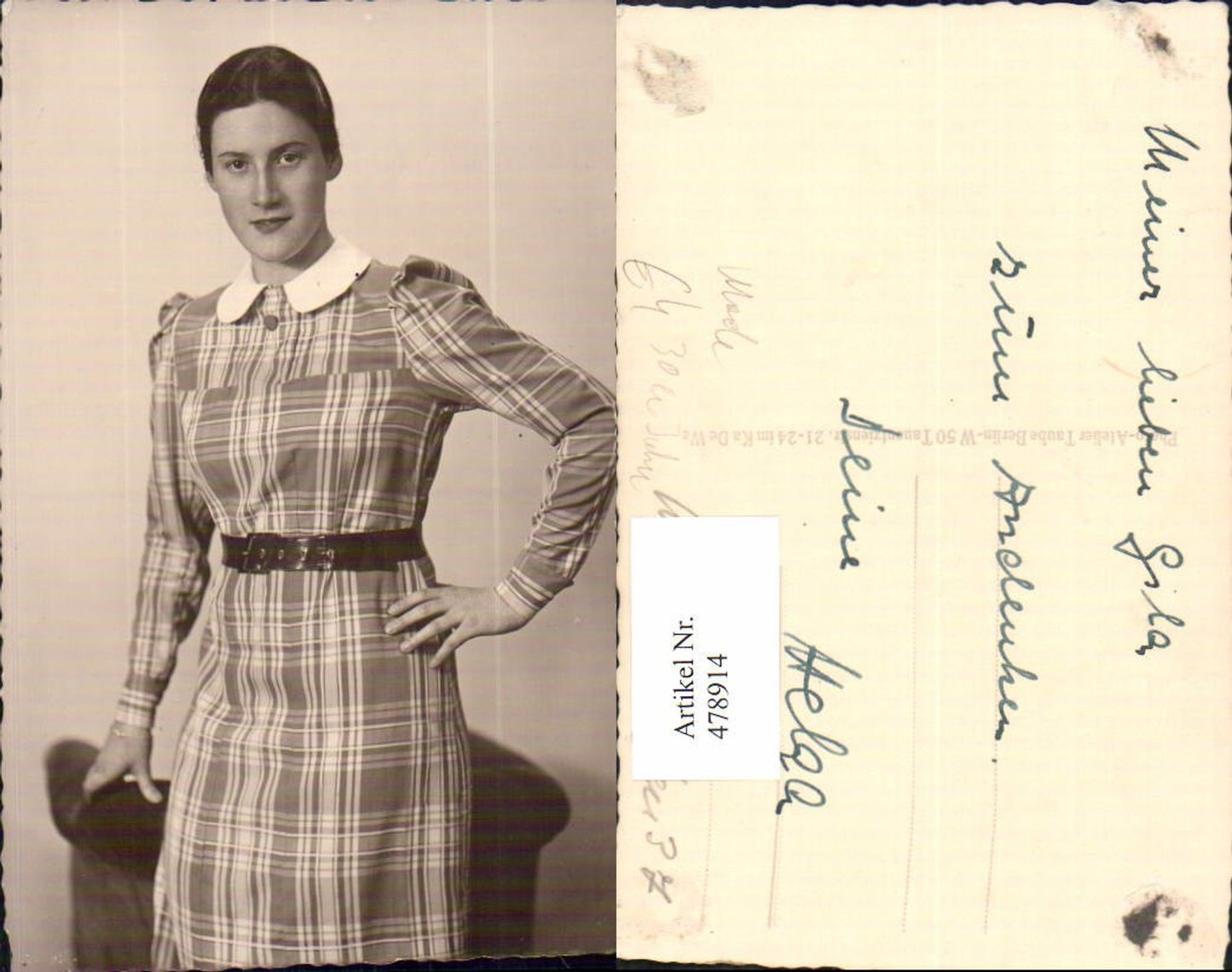 478914,Foto Ak Frau Mode Kariertes Kleid m. Gürtel 30iger Jahre Stil