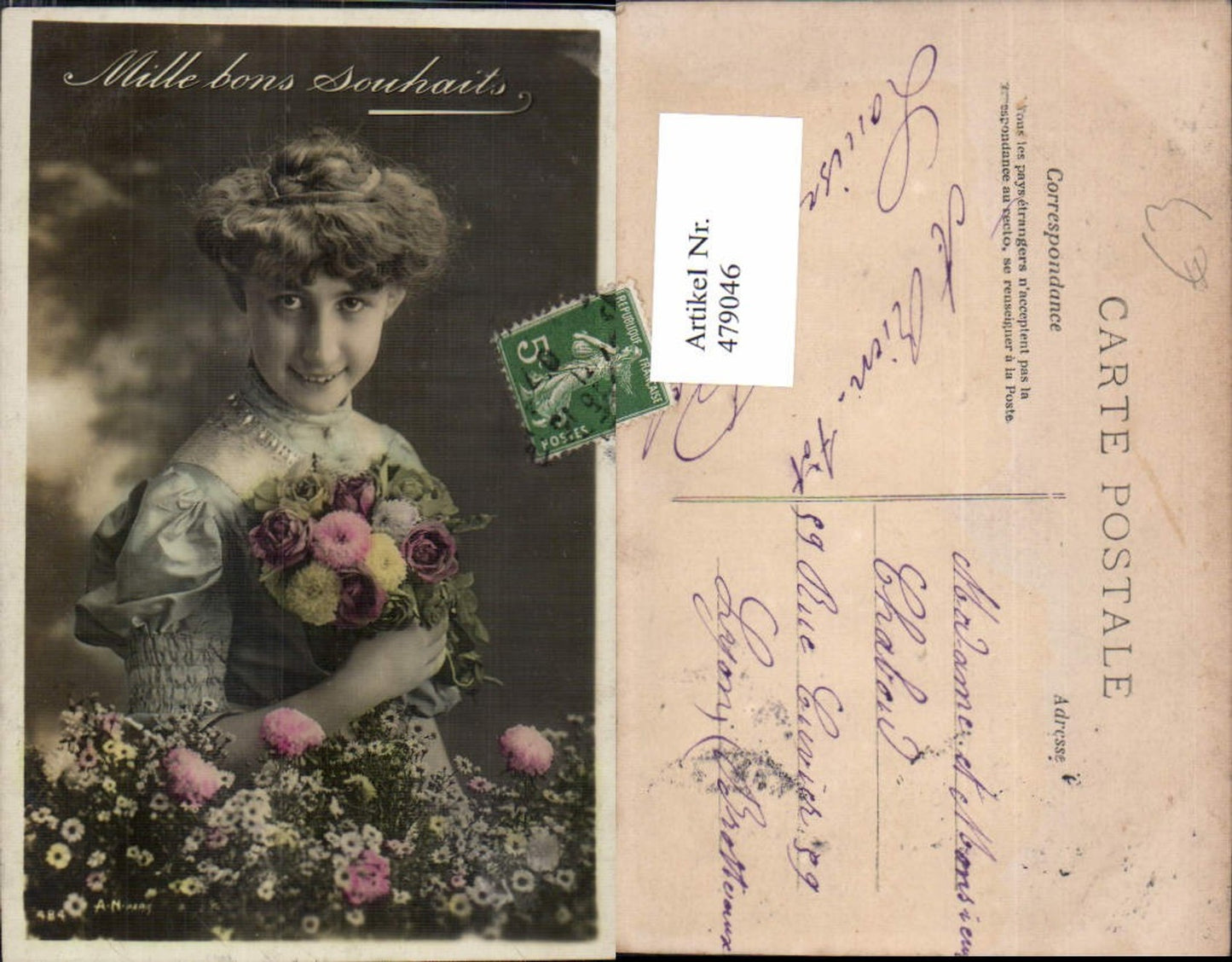 479046,Frau Lockenkopf Blumen Strauß Mille bons souhaits