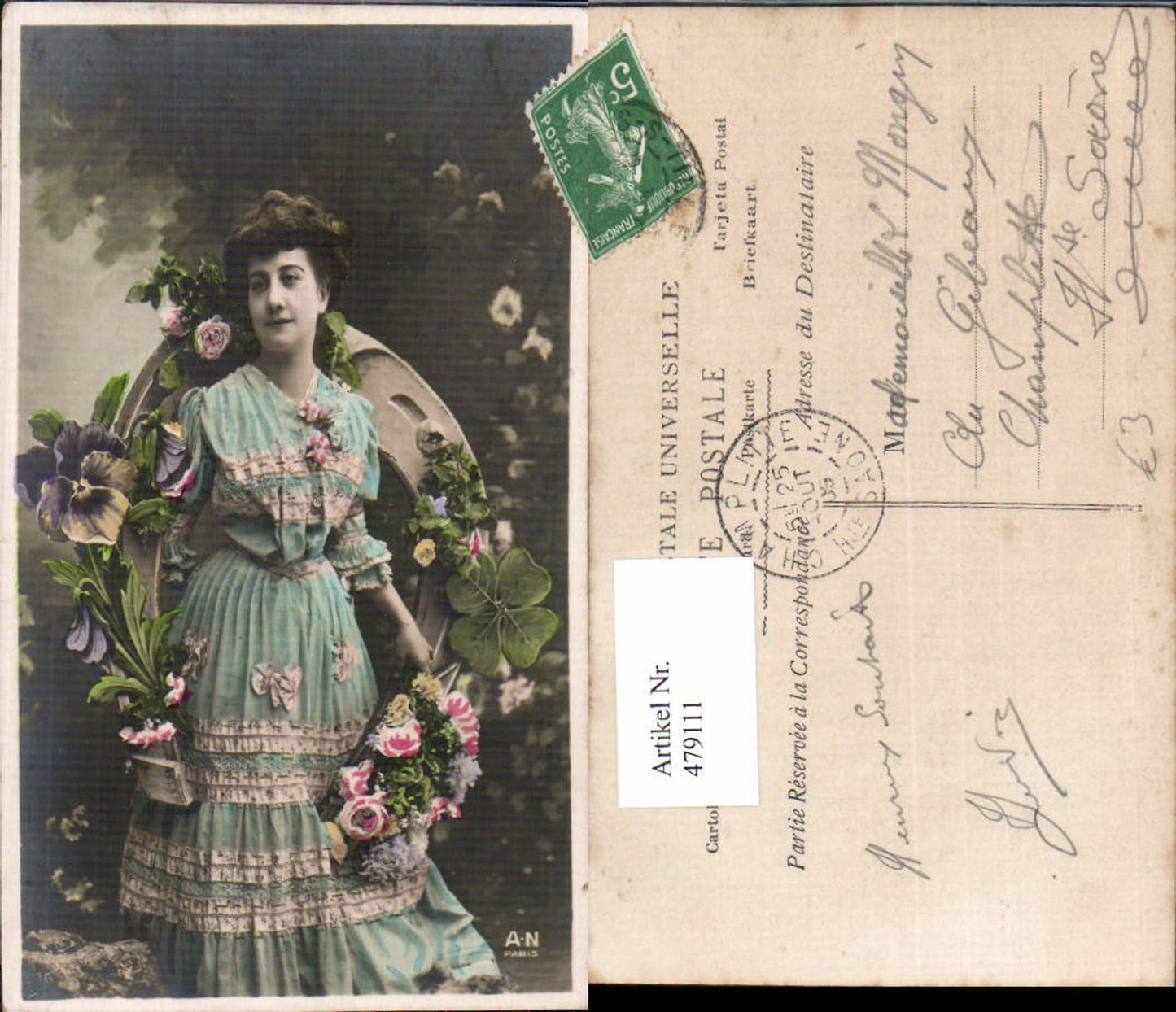 479111,Frau Kleid m. Hufeisen Rosen Blumen